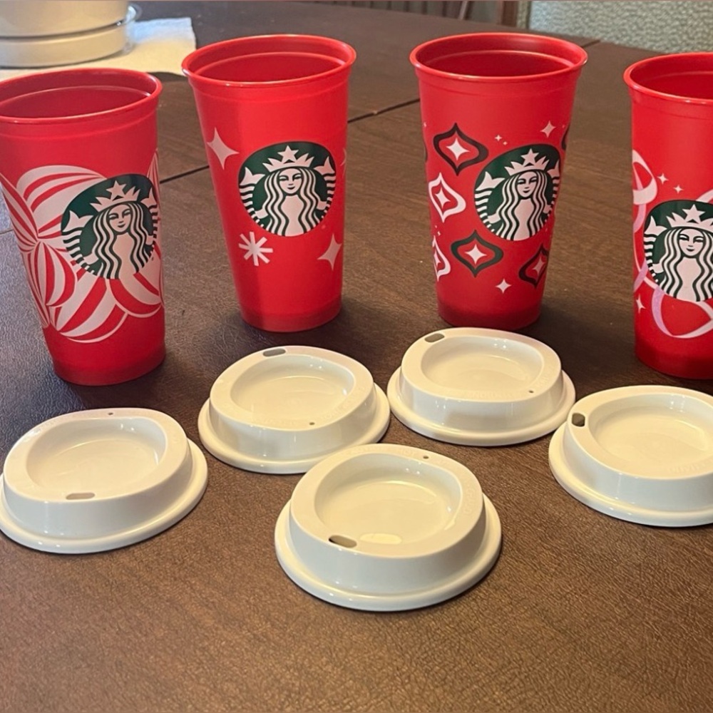 NEW Starbucks Holiday Cups 16 oz Reusable  Collectible 4 cups 5 Lids
